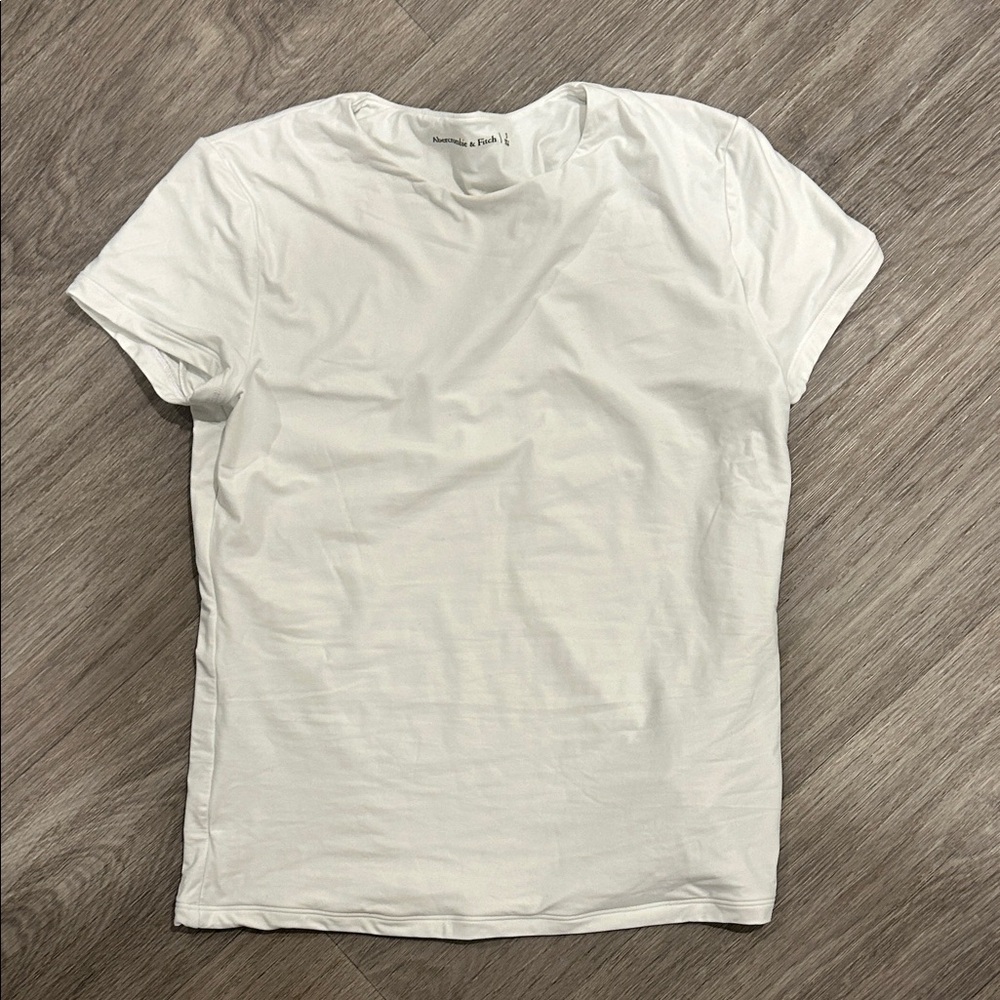 Abercrombie & Fitch soft Matte Seamless Tuckable Baby Tee